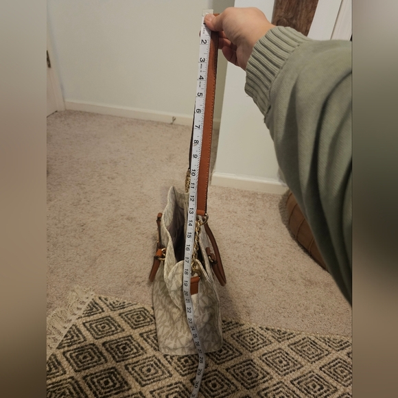 Michael Kors Handbag - Picture 11 of 12